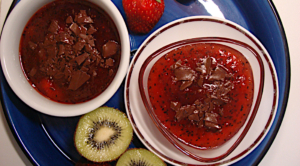 Marmelada-me-fraoules-aktinidia-kai-kouvertoura-1