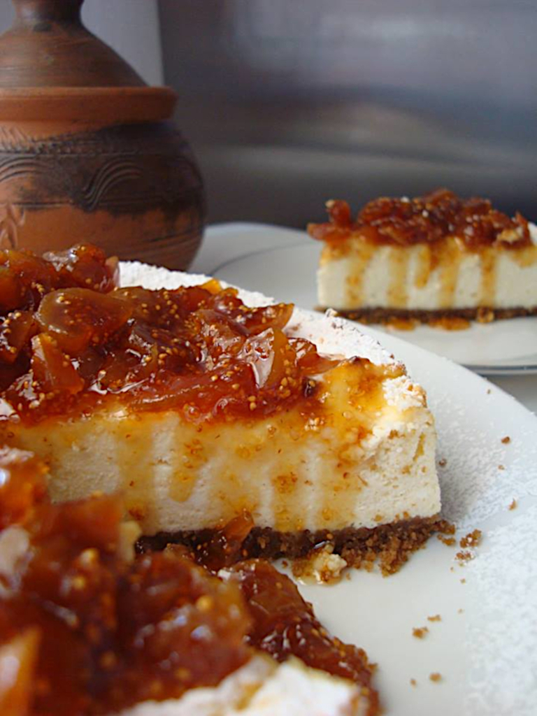 Tsizkeik-me-anthotiro-kai-marmelada-sika-2